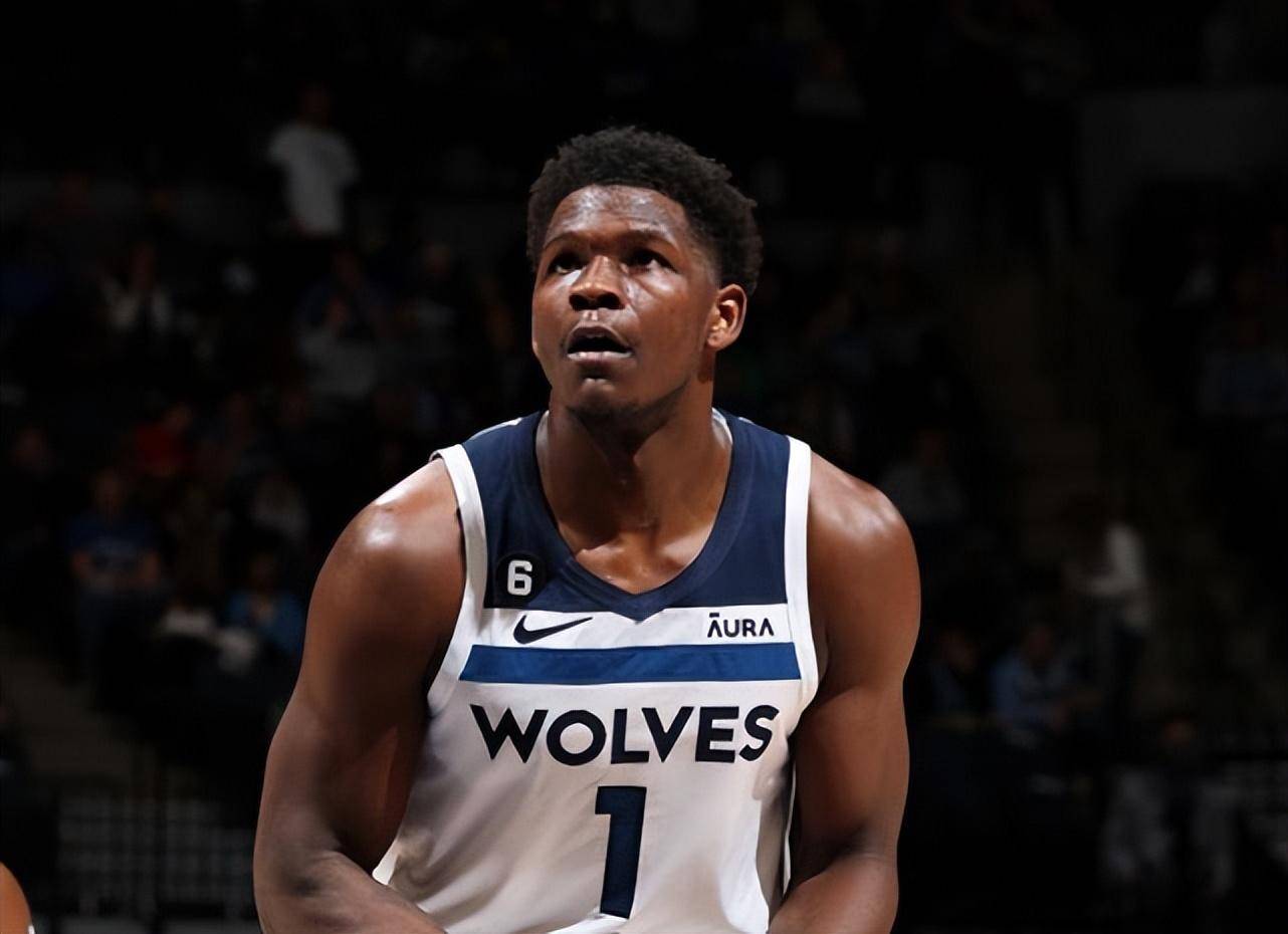 在时代的浪 在时代的浪