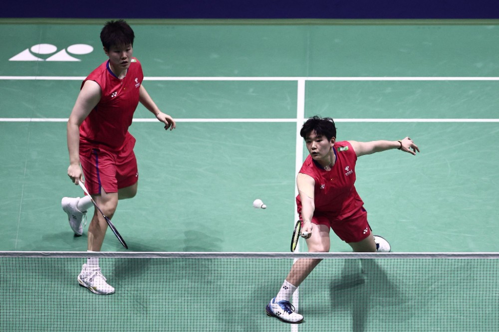 的困境下不 的困境下不