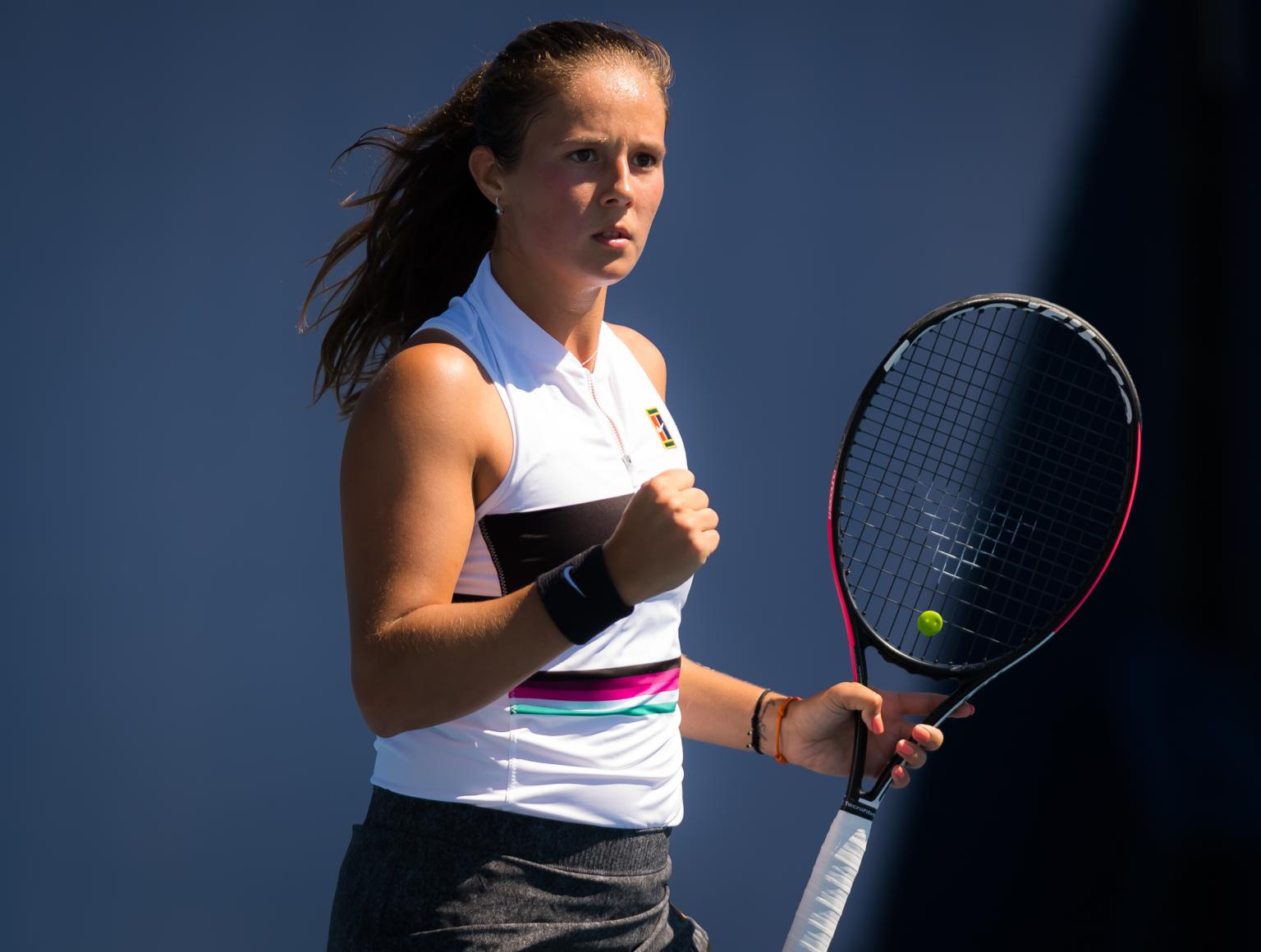 上更加自信 上更加自信