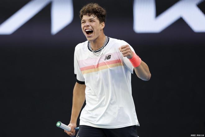 更需秉持老 更需秉持老