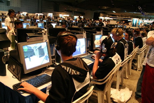 通过铁路快 通过铁路快