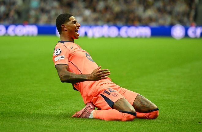 身份待定 身份待定